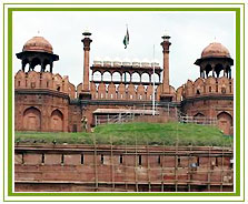 Red Fort, Delhi Travel Guide